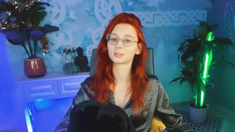 Orianna -  Hi Im into geek culture cosplay crafting LARP games. Shall we play DnD online show from January 11, 1:43 pm