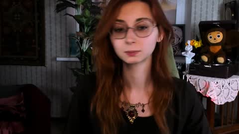 Orianna -  Hi Im into geek culture cosplay crafting LARP games. Shall we play DnD online show from January 5, 3:13 pm