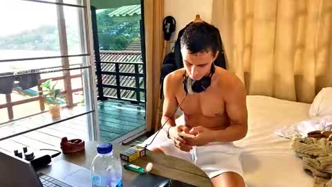 Fansly and Instagram -  online show from December 16, 5:58 am