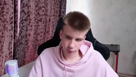 good boy online show from May 14, 8:23 am