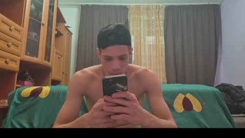 ottis_23 online show from December 6, 6:42 am