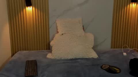 Otto Andrew online show from February 26, 11:41 pm