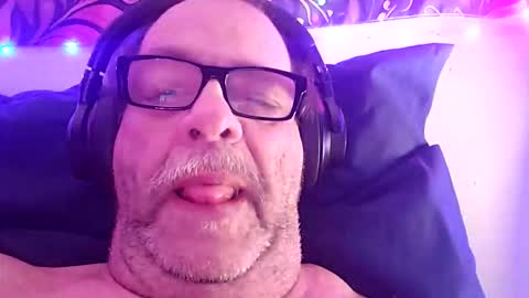 ou8124824 online show from December 21, 12:00 pm