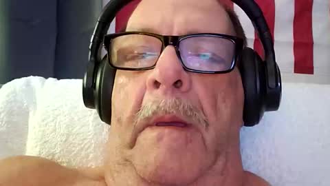 ou8124824 online show from September 13, 2:14 am