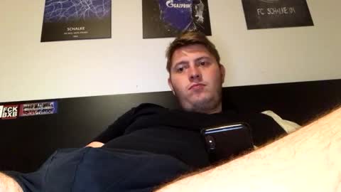 outflayd online show from November 15, 5:53 am