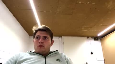 outflayd online show from December 19, 11:00 pm