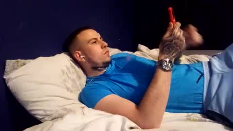 Owen kayz online show from October 22, 7:26 pm