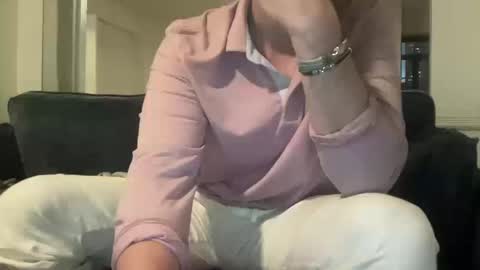 owen1john online show from October 16, 10:41 pm