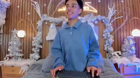 Owen Johnson online show from December 21, 12:22 pm