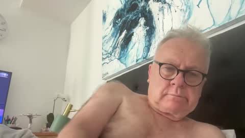 Snapshot of ozhairybearxxxx chatting on January 13, 6:16 am ozhairybearxxxx online show from January 13, 6:16 am