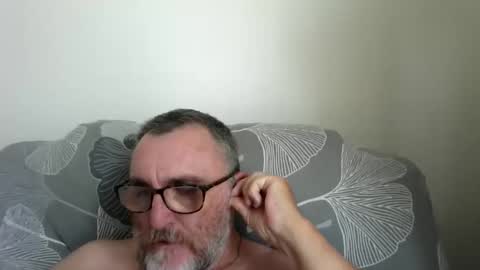 Brian online show from December 30, 3:14 am