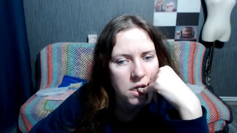 Ella online show from March 30, 1:22 pm