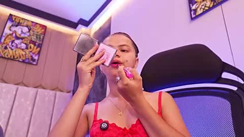 Paige online show from March 10, 2:38 am