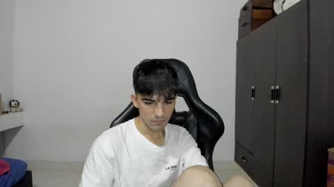 pakun_ online show from December 24, 1:27 am