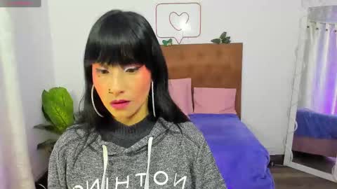 palmerfox_tay online show from February 11, 11:20 am