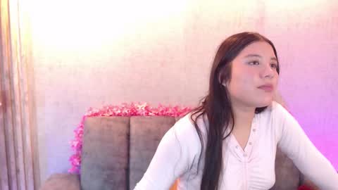 Pamela online show from March 28, 8:10 pm