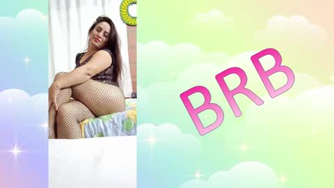 Snapshot of pamela_vasquez chatting on January 2, 7:40 pm diana online show from January 2, 7:40 pm