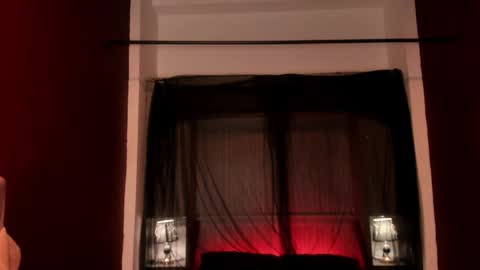  P A M  online show from April 11, 7:45 am