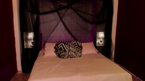  P A M  online show from November 23, 5:05 am