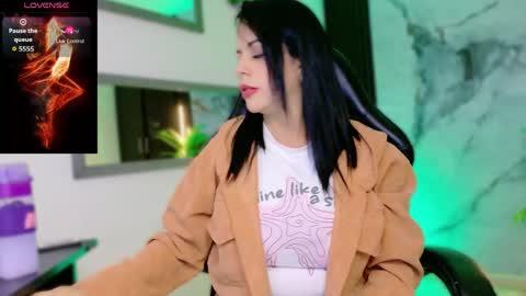 Paola online show from May 9, 1:22 am