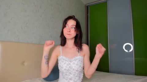 Sally online show from September 19, 5:27 pm