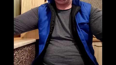 angel hris online show from February 9, 5:11 pm