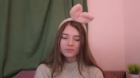 daniella online show from September 30, 8:08 pm