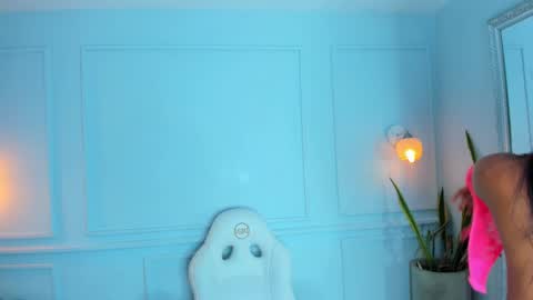 pamplemusa_ online show from March 2, 11:50 am