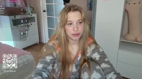 Lina online show from February 16, 2:43 am