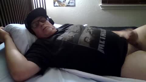 panos online show from March 24, 9:04 am