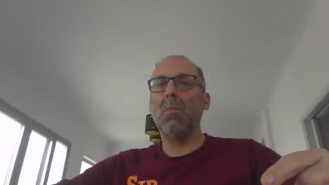 pansak1973 online show from December 7, 8:49 am