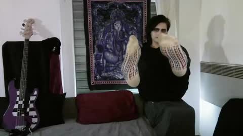 In bio online show from March 13, 2:48 am