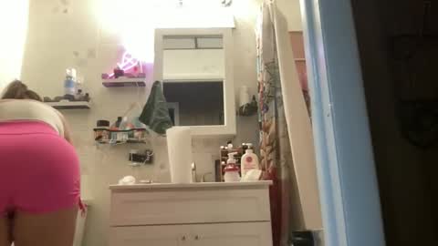 Pantiesofthefae online show from November 20, 11:46 pm