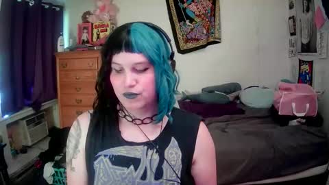 Princess online show from May 7, 9:32 pm