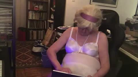 Pantyvioletlace online show from June 8, 1:28 am