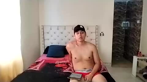 Paola 23 and Andres 25 online show from March 18, 3:29 pm