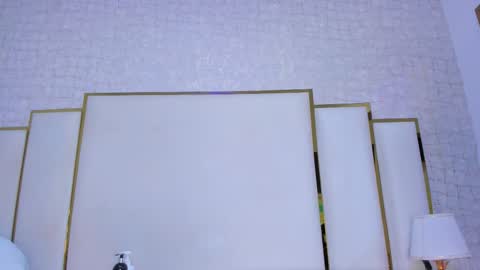 Paola  online show from January 13, 11:40 am