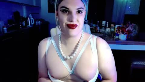 Sarina Williams online show from April 29, 12:54 pm