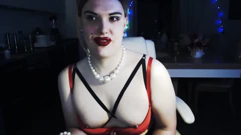 Sarina Williams online show from December 11, 12:12 am