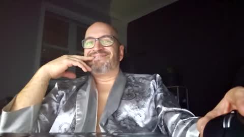 Papi online show from December 30, 4:20 am