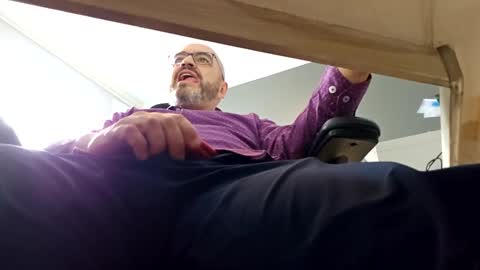 Papi online show from December 20, 3:31 pm