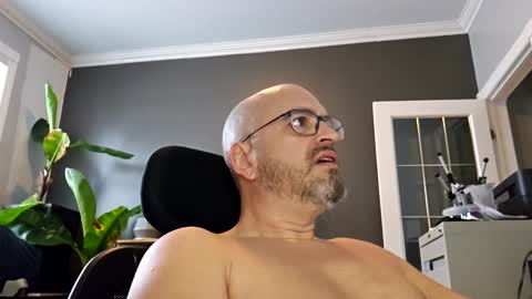 Papi online show from January 12, 1:58 pm