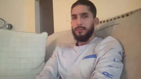 papicubano_guapo23cm online show from November 4, 5:53 am