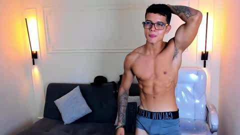 Ryan And Casper online show from September 29, 10:53 pm