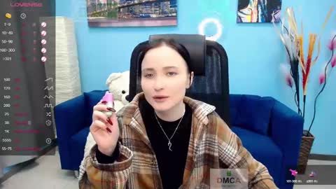 Louise online show from December 16, 9:24 am