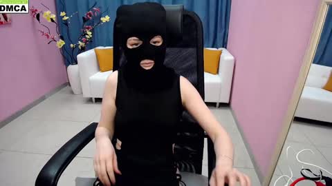 Louise online show from March 6, 10:20 am