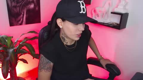 Paris D angelo online show from March 7, 7:38 pm