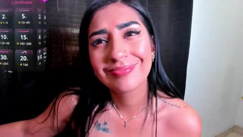 paris_evans_01 online show from December 17, 2:13 pm