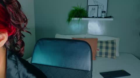 PARIS online show from November 4, 7:48 pm