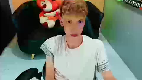 Snapshot of park_jimin1 chatting on September 18, 5:17 pm park_jimin1 online show from September 18, 5:17 pm